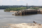 Вид на Каховскую ГЭС, июль 2023 года