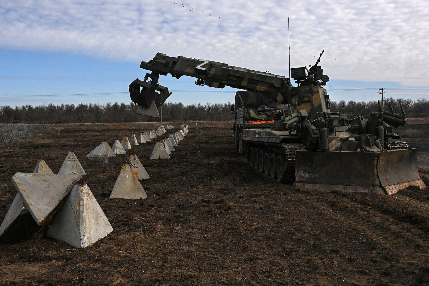 ТАСС: в спецоперации на Украине впервые применили робота-сапера «Проход-1»  - Газета.Ru | Новости