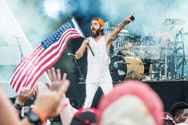 Джаред Лето во время выступления группы Thirty Seconds To Mars, Цинциннати, США, 2017 год