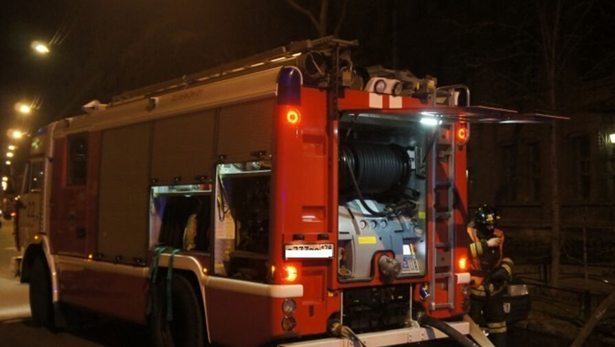 В МЧС заявили о четверых погибших в результате пожара в частном доме в Оренбурге