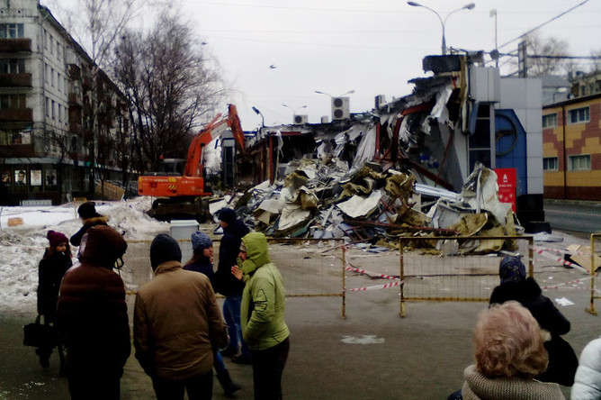 Снос торговых павильонов у метро «Щелковская»