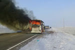 На месте возгорания автобуса в Актюбинской области Казахстана, 18 января 2018 года