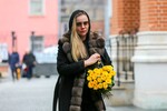 Актриса Мария Миронова на церемонии прощания с народной артисткой РСФСР Ларисой Голубкиной в Храме святителя Николая на Трех Горах в Москве, 25 марта 2025 года