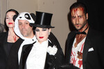 Дита фон Тиз с друзьями во время празднования Хэллоуина в Нью-Йорке, 2012 год