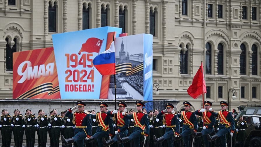 Политолог назвал 9 мая главным праздником в России