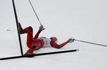 Норвежский лыжник Петтер Нортуг в Куусамо снова проиграл россиянину. В спринте Нортуг уступил Крюкову, а в индивидуальной гонке — Легкову