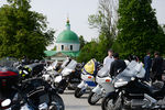 Мотоциклисты на Воробьевых горах в Москве перед началом мотопробега по случаю гибели их товарища в ДТП