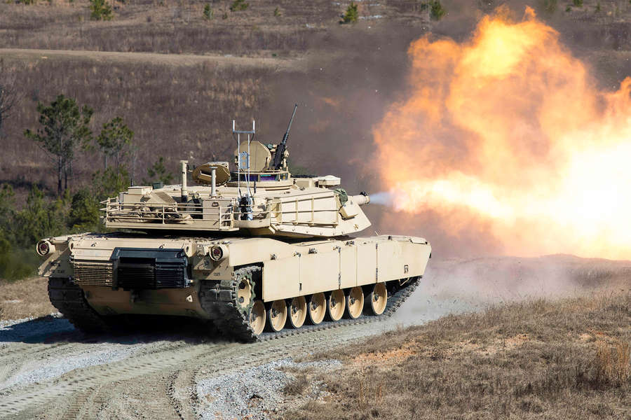 Нацгвардия США допустила обучение ВСУ применению танков Abrams в случае их  поставки Киеву - Газета.Ru | Новости