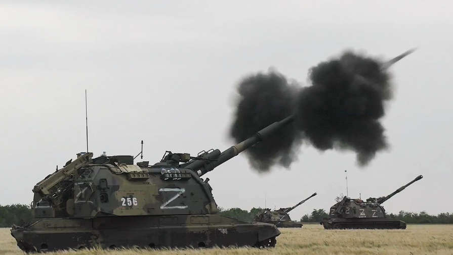 Минобороны РФ показало кадры боевой работы артиллерийских установок 2С-19 Мста-С