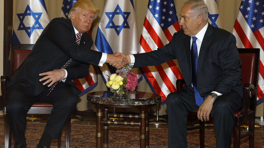 Дональд Трамп во время встречи с премьер-министром Израиля Биньямином Нетаньяху, 22 мая 2017 года