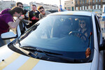 Саша Грей за рулем автомобиля Лада Калина, 2013 год