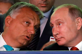 Премьер-министр Венгрии Виктор Орбан и президент РФ Владимир Путин на церемонии открытия чемпионата мира по дзюдо — 2017