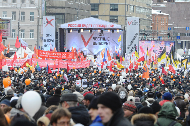Протестное движение с проспекта Сахарова поделилось на политическую и неполитическую составляющие