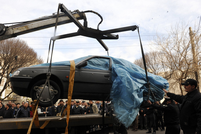 Взорванный автомобиль Мостафы Ахмадирошана