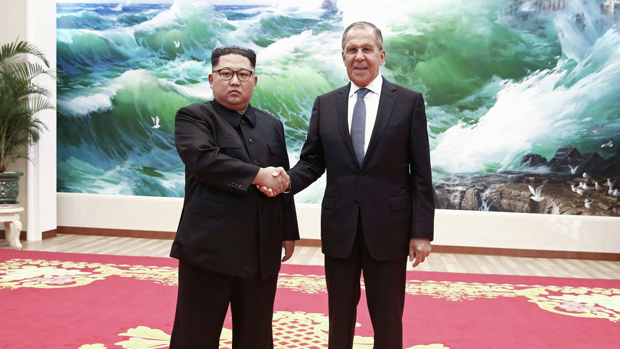 Глава МИД РФ Сергей Лавров встретился с лидером КНДР Ким Чен Ыном
