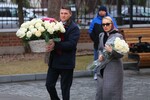 Участники церемонии прощания с народной артисткой РСФСР Ларисой Голубкиной в Храме святителя Николая на Трех Горах в Москве, 25 марта 2025 года