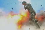 Фотография взрыва, сделанная военным фотографом Хильдой Клейтон, 2 июля 2013 года