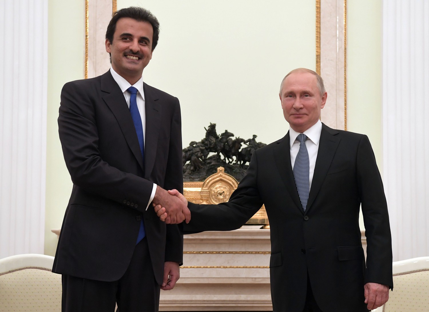Путин обсудил с эмиром Катара инвестиции в РФ