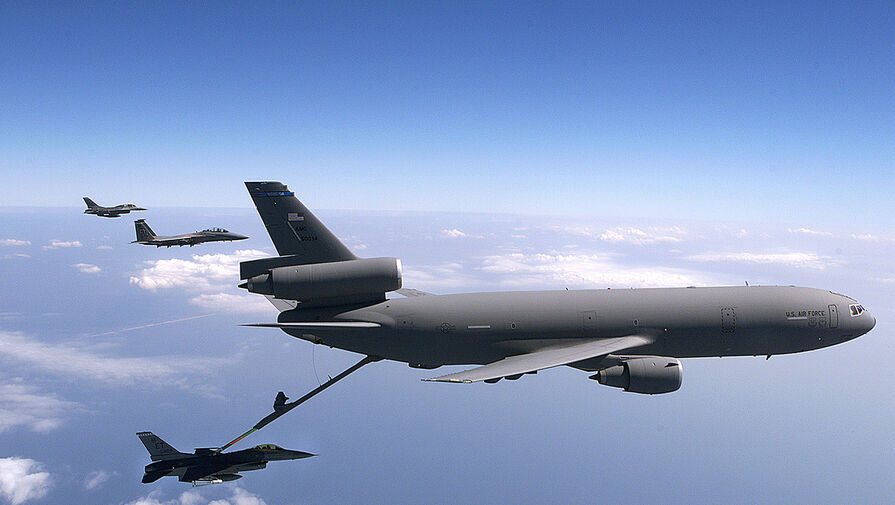 ВВС США выведут из эксплуатации 50-летние самолеты-заправщики KC-10A