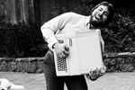 Стив Возняк с компьютером Apple II, 1983 год