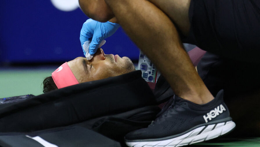 Надаль разбил себе ракеткой нос в матче US Open: я это заслужил за то, что плохо играл