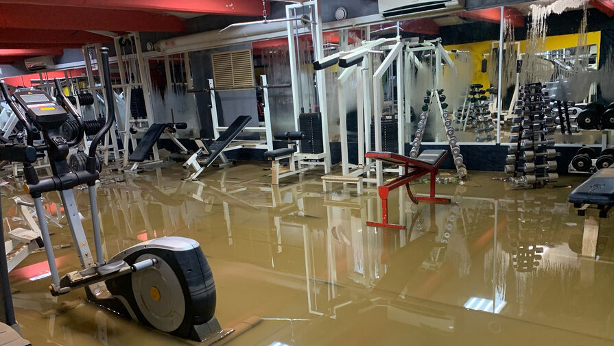 Тренажерный зал в центре Перми затопило кипятком