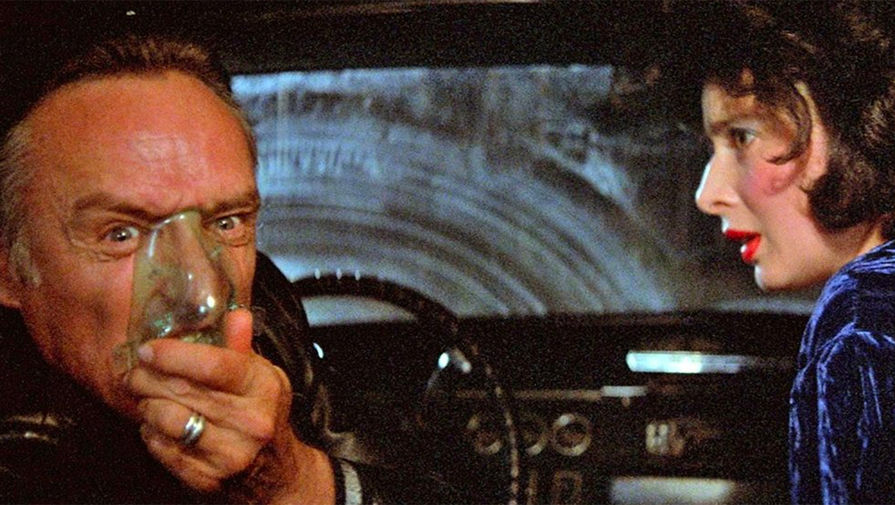 Кадр из фильма «Синий бархат» (1986)