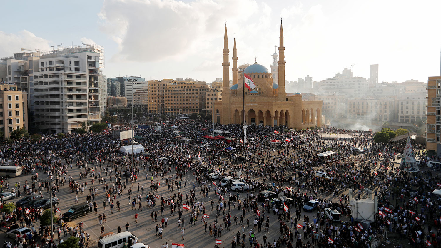Число пострадавших в ходе столкновений в Бейруте превысило 170 ...