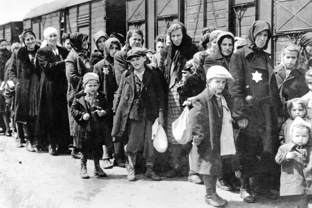 Прибытие венгерских евреев в Освенцим, 1944 год
