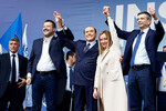Один из лидеров Лиги Севера Маттео Сальвини, лидер партии «Вперед, Италия» Сильвио Берлускони, лидер партии «Братья Италии» Джорджа Мелони
