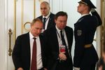 Владимир Путин после встречи в Минске