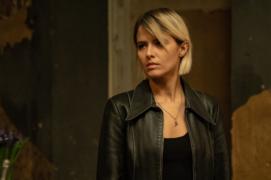 Актриса Любовь Аксенова в&nbsp;роли Дуни Раскольниковой в&nbsp;сериале &laquo;Преступление и наказание&raquo; (2024)