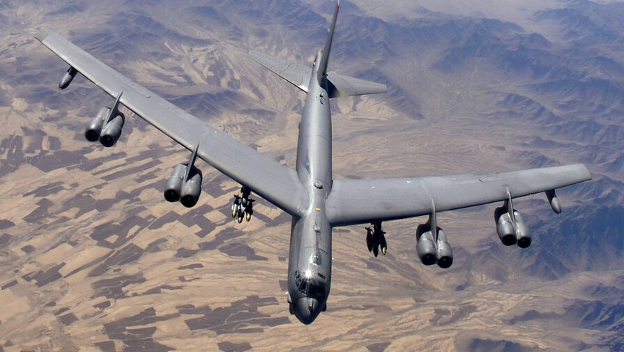 США перебрасывают стратегические бомбардировщики B-52 для учений