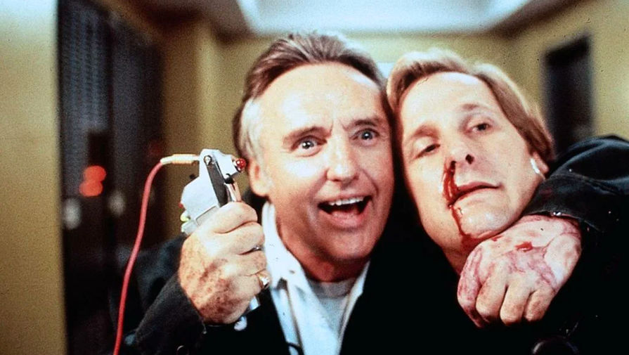 Кадр из фильма «Скорость» (1994)