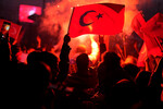 Сторонники Реджепа Тайипа Эрдогана в Стамбуле, 28 мая 2023 года
