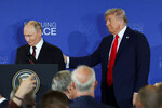 Президент РФ Владимир Путин и президент США Дональд Трамп во время пресс-конференции на военной базе Эльмендорф - Ричардсон на Аляске, 16 августа 2025 года