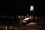 Церемония прощания с Владимиром Зельдиным, которая проходит на главной сцене Театра Российской армии в Москве