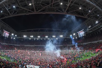 Болельщики «Спартака» после окончания матча 29-го тура чемпионата России по футболу среди клубов Премьер-лиги между командами ФК «Спартак» (Москва) и ФК «Терек» (Грозный).