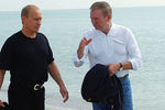 Президент России Владимир Путин и президент Украины Леонид Кучма во время встречи на острове Бирючий в Азовском море, 2003 год