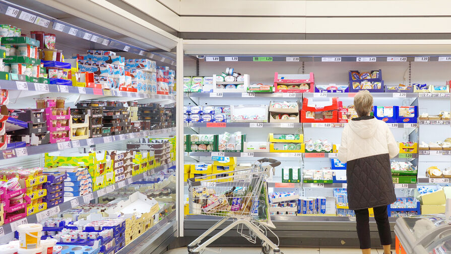 Январский средний чек в продуктовых супермаркетах РФ вырос на 11%
