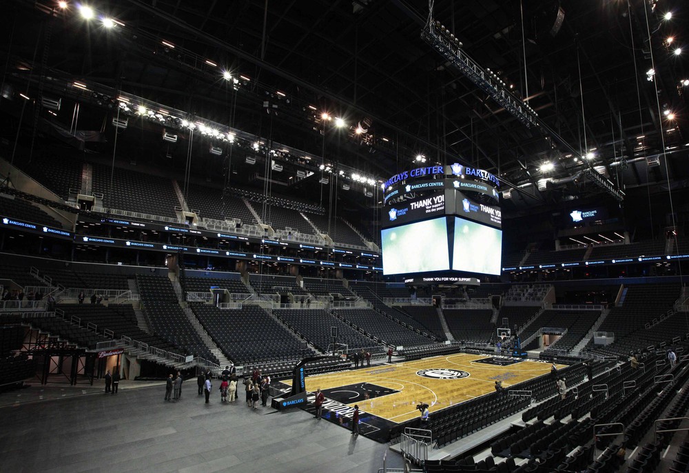 Кроме музыкальных событий Barclays Center примет боксерские поединки, баскетбольный чемпионат среди колледжей, хоккейные матчи, выступления гимнастов и многое другое