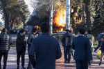 Пожар в кафе «Антошка» на пересечении улиц Чуй и Эркиндик в Бишкеке, где произошли три взрыва, 8 ноября 2019 года