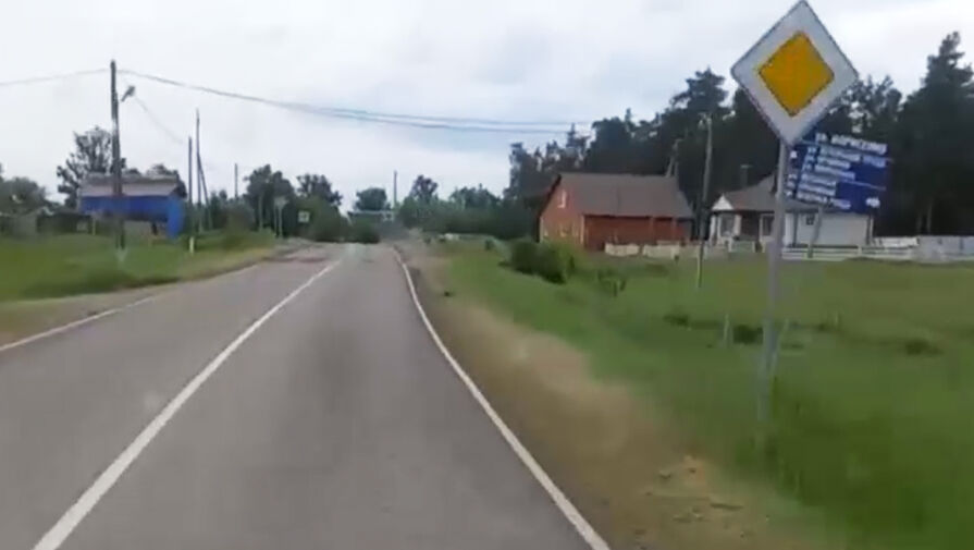 Появились кадры из села Глотово Белгородской области, куда вошли украинские диверсанты