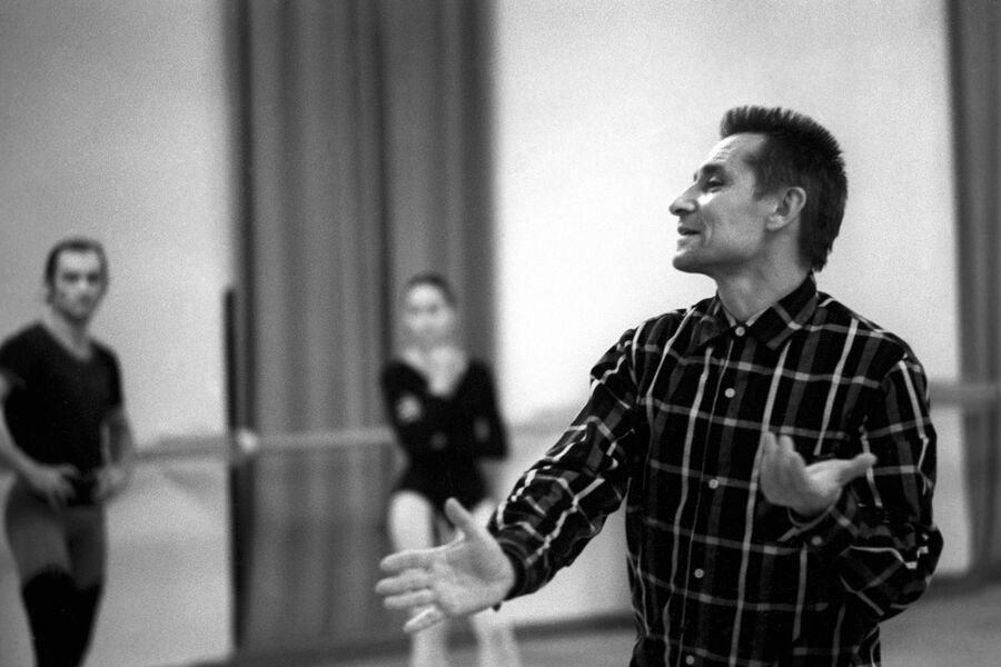 Юрий Николаевич Григорович во время репетиции, 1975&nbsp;год 