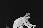Клоун Андрей Николаев выступает в цирке на Ленинских горах, Москва, 1972 год