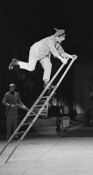 Клоун Андрей Николаев выступает в&nbsp;цирке на&nbsp;Ленинских горах, Москва, 1972&nbsp;год