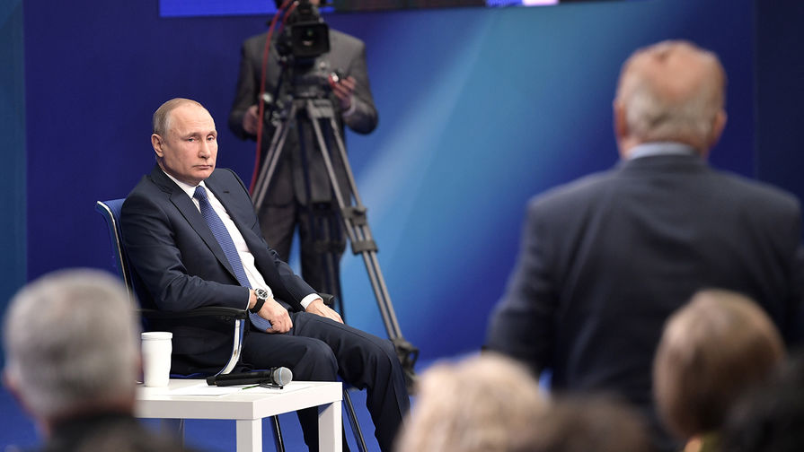 Владимир Путин во время встречи с доверенными лицами в Гостином дворе, 30 января 2018