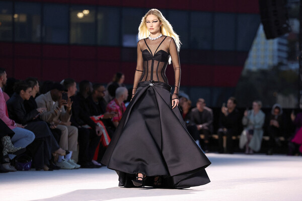Коллекция осень-зима 2024 Versace