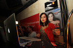 Некоторое время Саша Грей выступала с индастриал-рок-группы aTelecine. На фото: Саша Грей играет DJ-сет в «Main Bar» в Москве, 2013 год