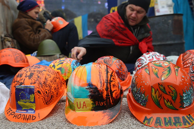 Ситуация на украинском Майдане заставила политологов искать способы противодействия «цветной революции»